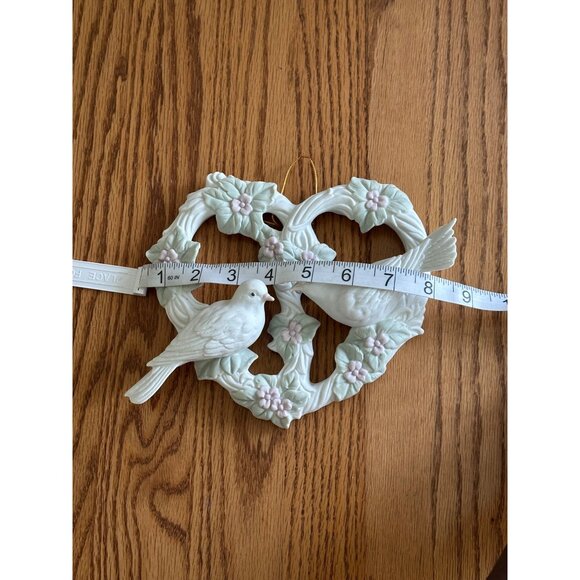 Porcelain Heart Shaped Wall Hanging Art Doves By Crowning Touch Collection - Picture 8 of 8